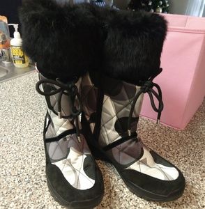 Coach Sasha Snowboots